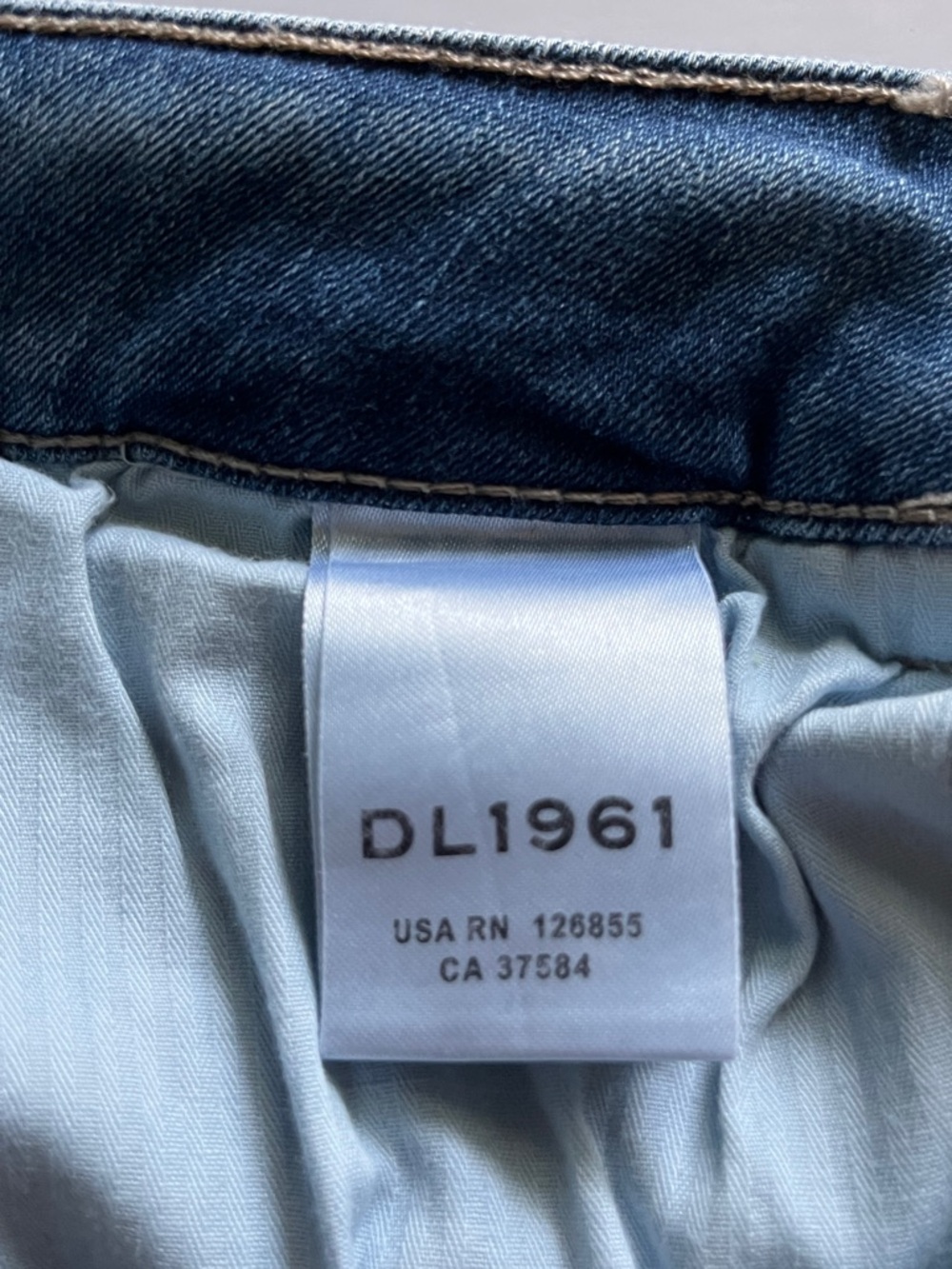 DL1961 Bridget Mid Rise Instasculpt Boot Size 25 - Picture 12 of 16